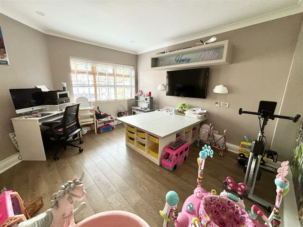 Additional image 21 of Thorndon Avenue, West Horndon, Brentwood