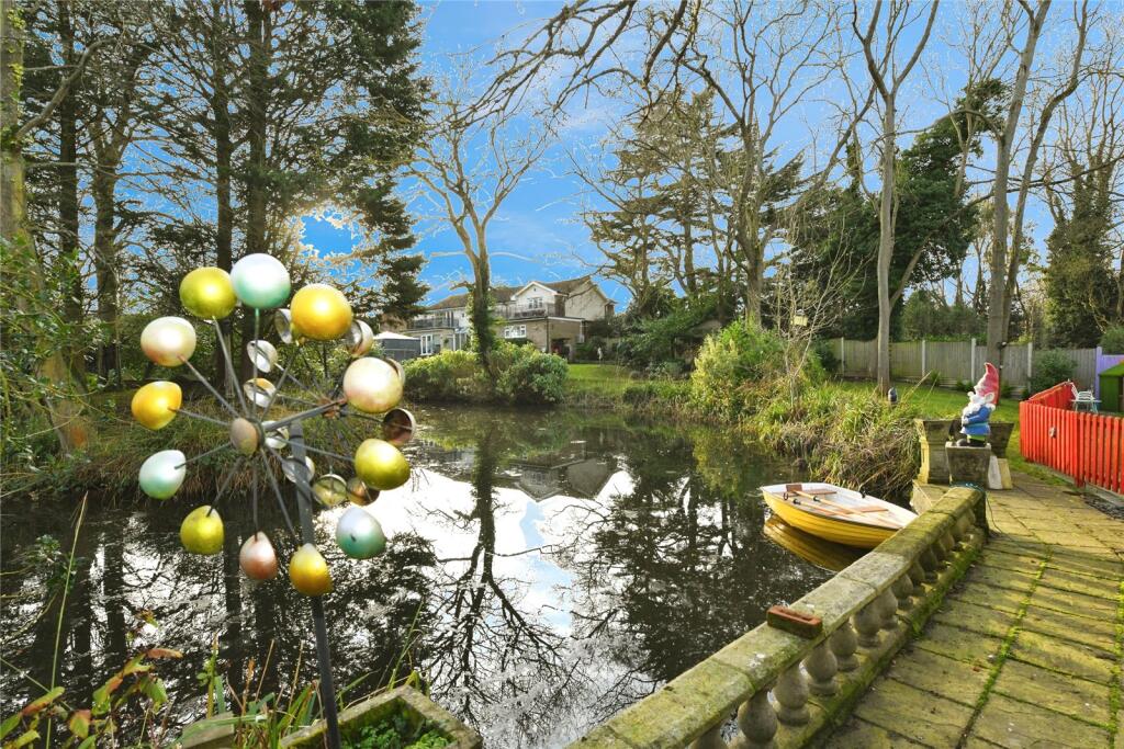 Additional image 24 of Oaklands Close, Braintree, CM77