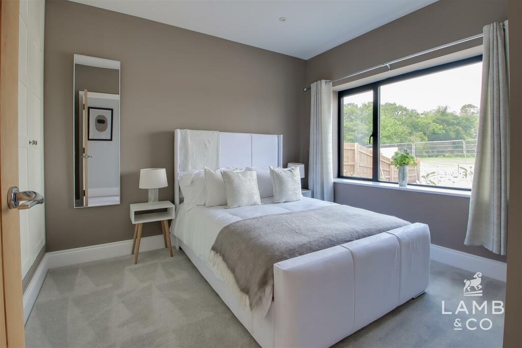 Additional image 21 of Talbot End, Talbot Road, Little Clacton