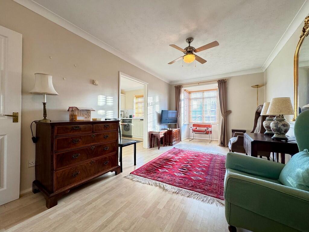 Additional image 3 of High Street, Burnham-on-Crouch