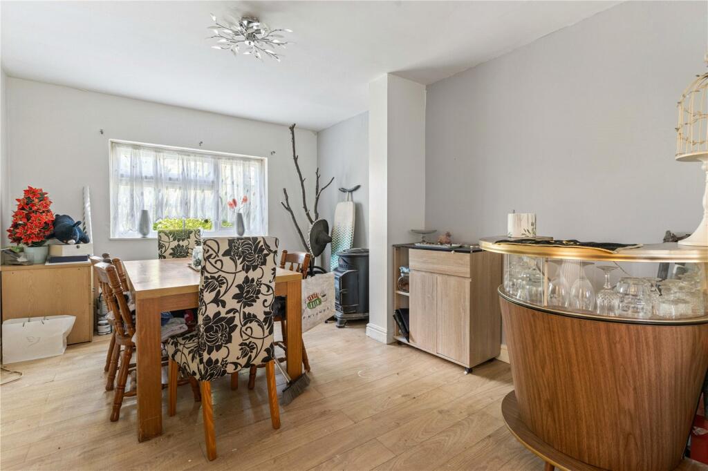 Additional image 4 of Weaverhead Close, Thaxted, Nr Great Dunmow, Essex, CM6