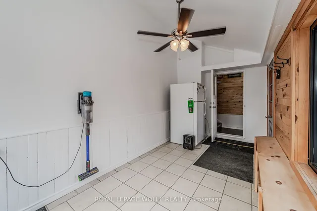 Additional image 28 of 13 Grenville Ave