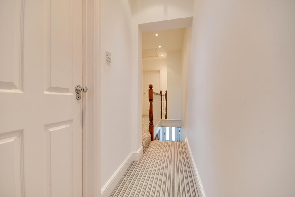 Additional image 10 of Rosebery Road, Old Moulsham