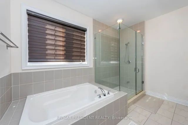 Additional image 29 of 38 John Carroll Dr