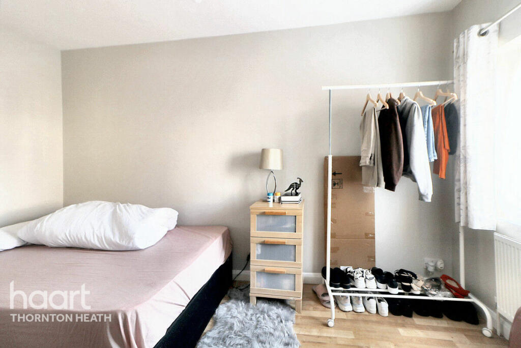 Additional image 4 of Carisbrooke Road, MITCHAM