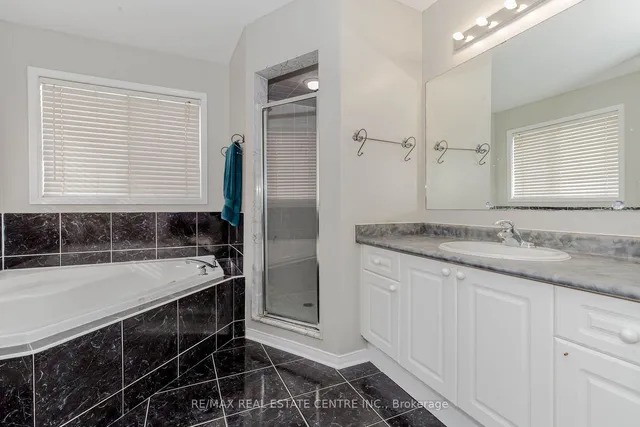 Additional image 33 of 12 Tregate Cres