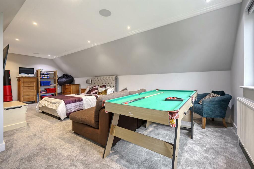 Additional image 37 of Noak Hill Close, Billericay, Essex