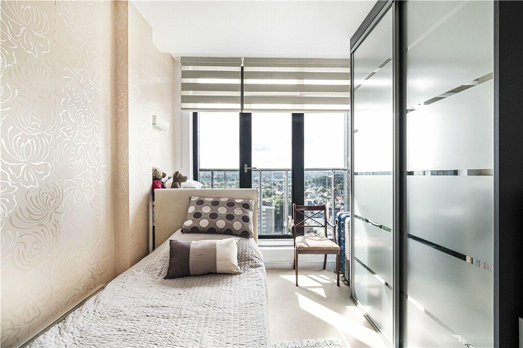 Additional image 14 of Masons Avenue, Croydon, CR0