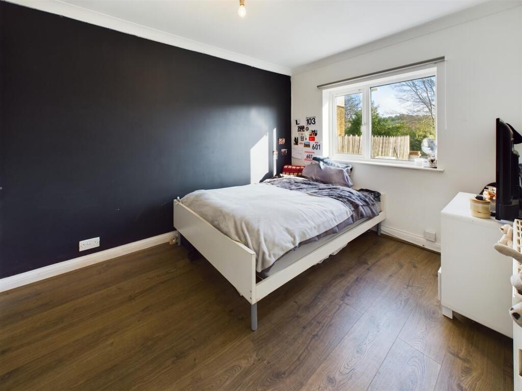 Additional image 14 of St. Margarets Road, Coulsdon