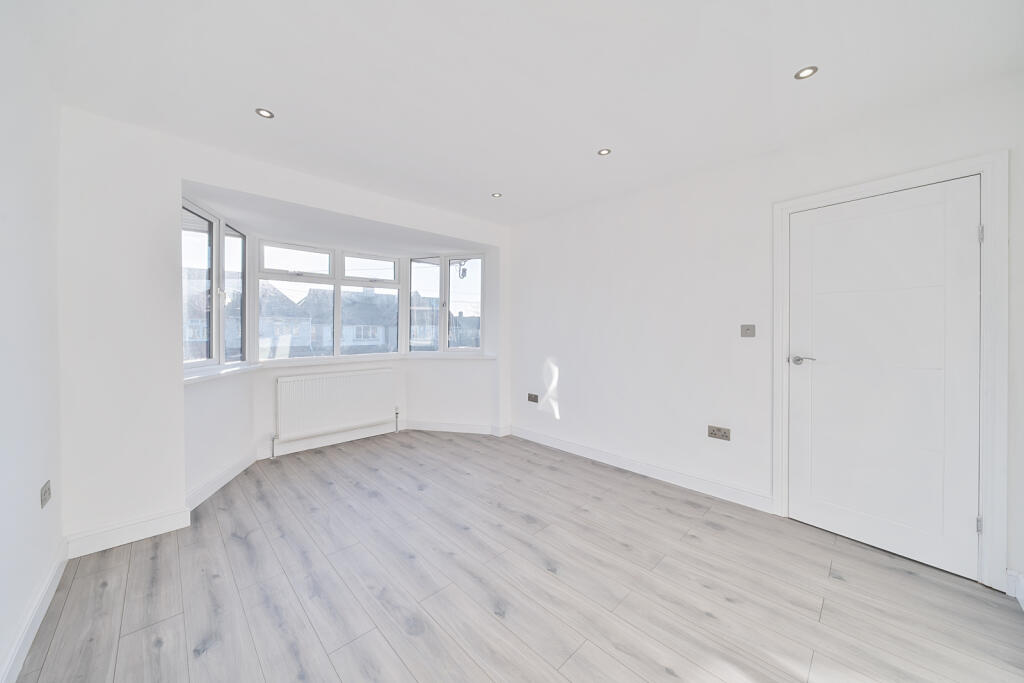 Additional image 7 of Carisbrooke Road, Mitcham, CR4