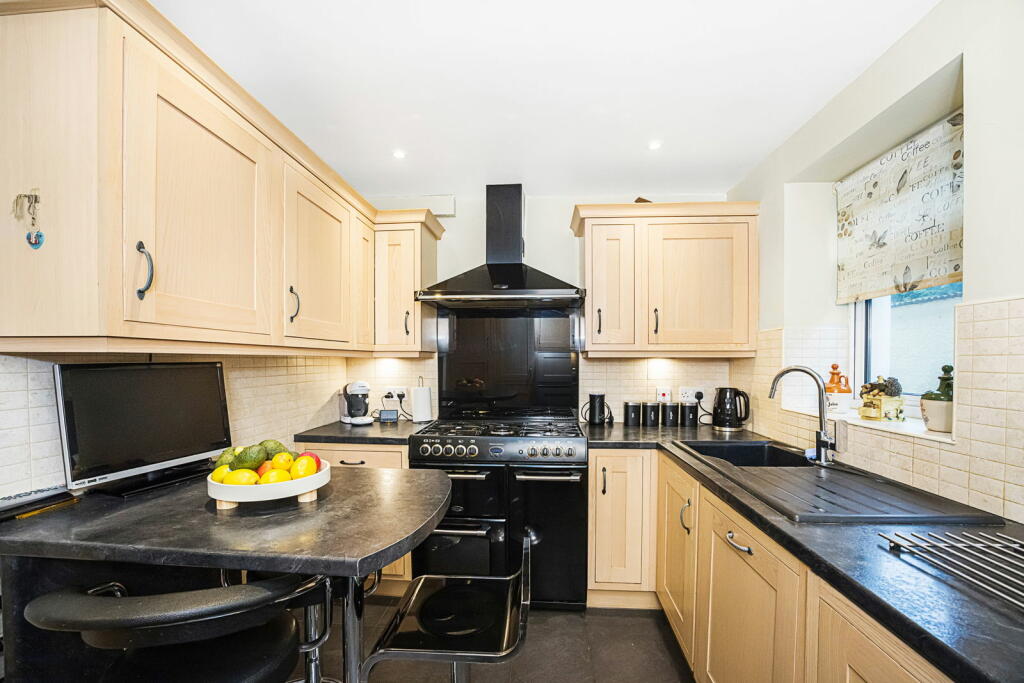 Additional image 7 of Shelley Close, Ongar, CM5