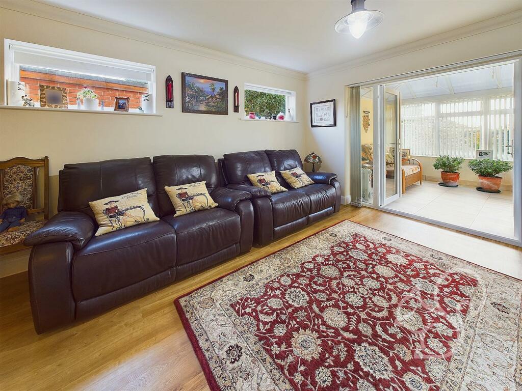 Additional image 20 of Empress Avenue, West Mersea