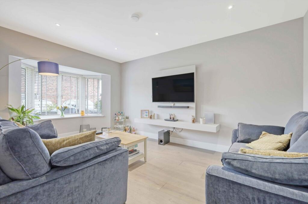 Additional image 2 of Little Ridings Lane, Ingatestone, CM4