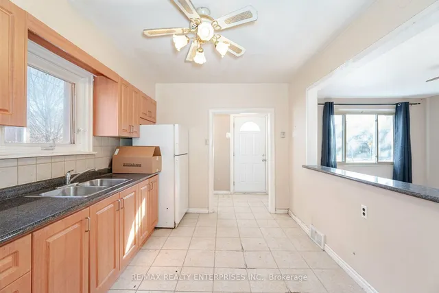 Additional image 10 of 166 Hay Ave