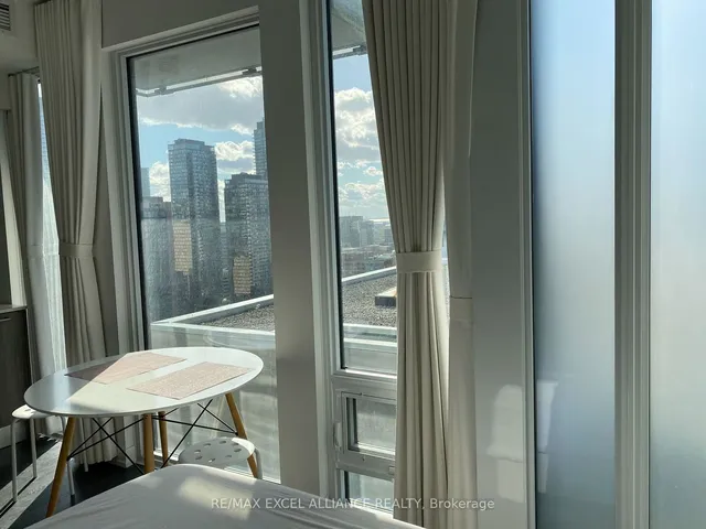 Additional image 9 of 28 Wellesley St Unit 2601