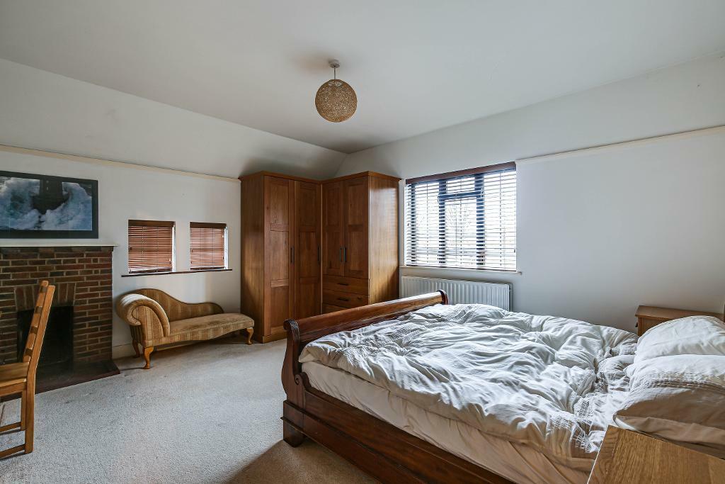 Additional image 20 of Arkwright Road, Sanderstead, Surrey, CR2 0LN