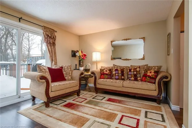 Additional image 10 of 121 Morgan Ave Unit 9