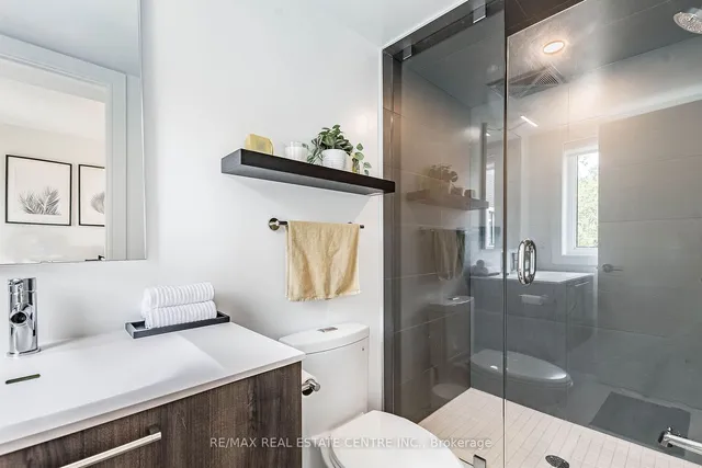 Additional image 21 of 66 Long Branch Ave Unit 12