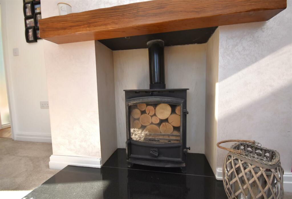 Additional image 5 of Stonebank Drive, Little Neston