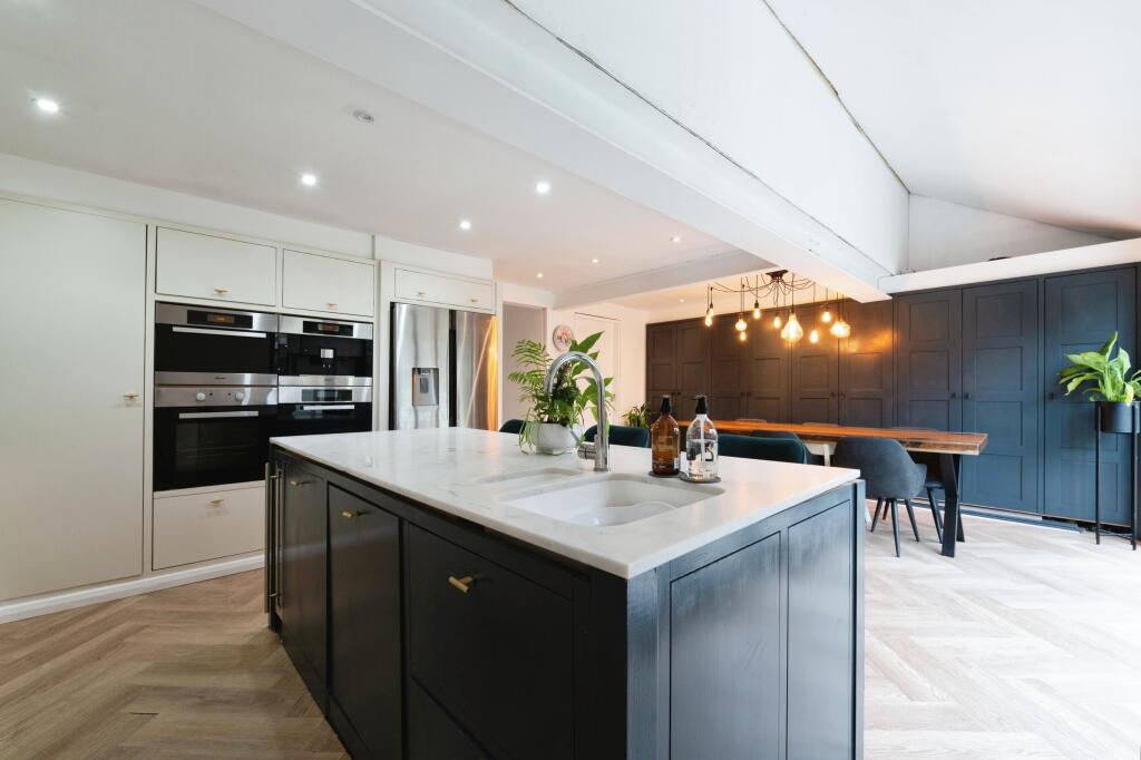 Additional image 4 of Blenheim Road, Brentwood, CM15