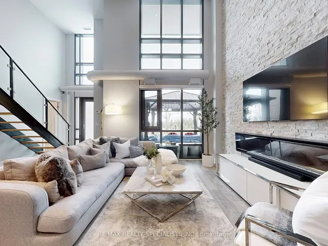 55 Yorkland Blvd Unit 102