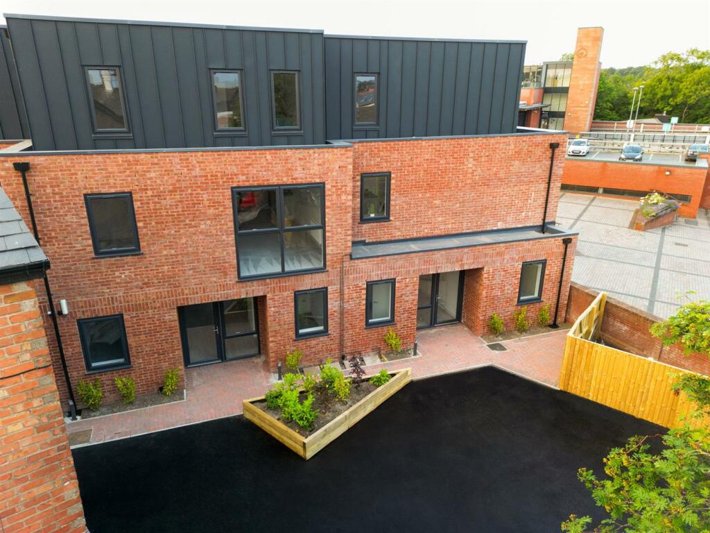 Additional image 17 of Gittins Apartments, Brook Street, Neston