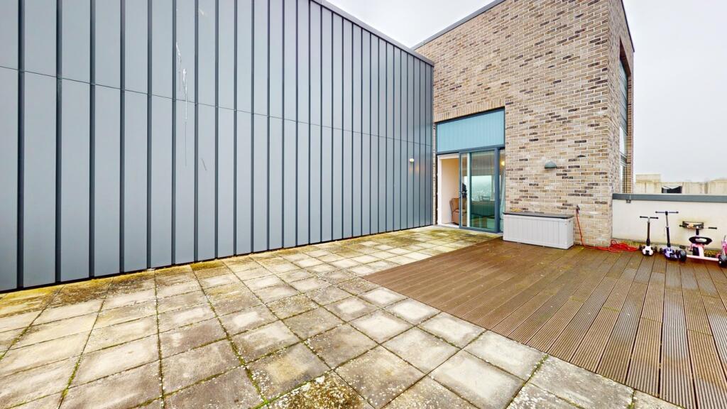 Additional image 21 of Cherry Orchard Road, Croydon, CR0