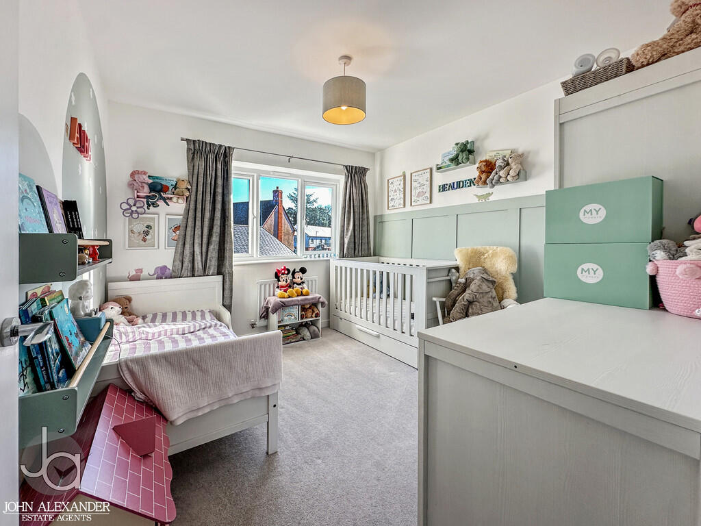 Additional image 8 of Oakhouse Close, Colchester