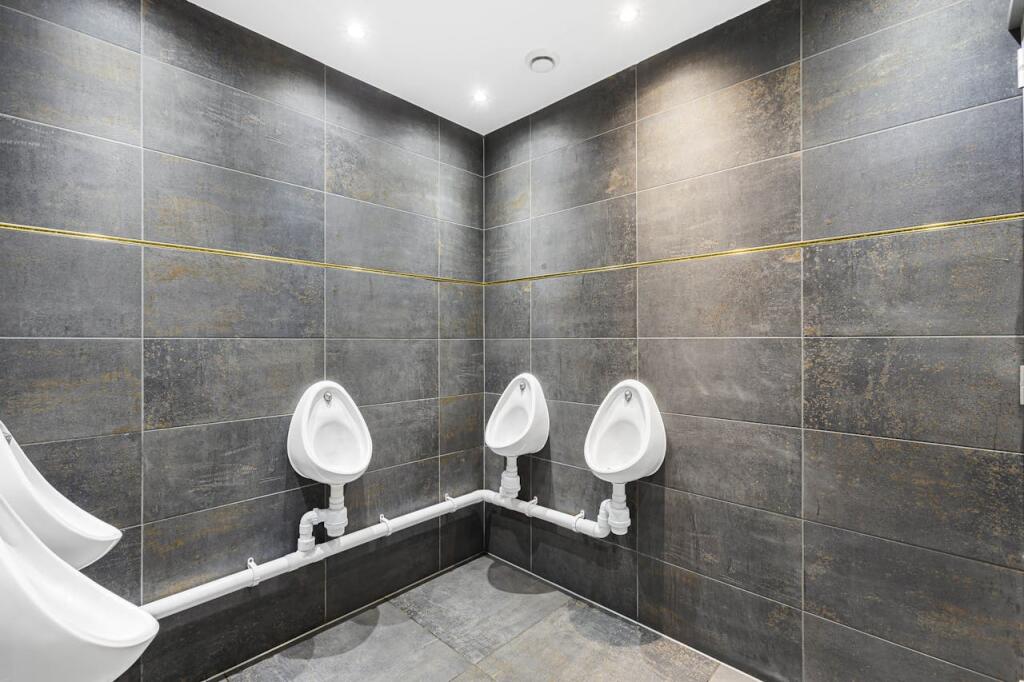 Additional image 43 of The Sugar Hut, 93-95 High Street, Brentwood, CM14 4RR