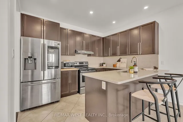 Additional image 12 of 84 Lone Rock Circ