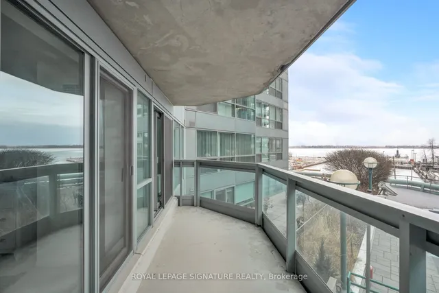 Additional image 16 of 10 Yonge St Unit 413