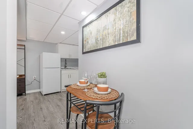 Additional image 34 of 9 Grand River Crt