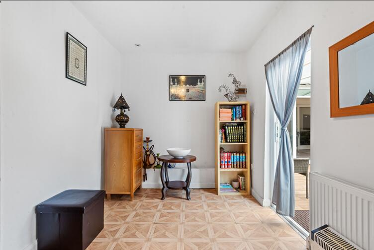 Additional image 15 of Tamworth Lane, Mitcham, CR4