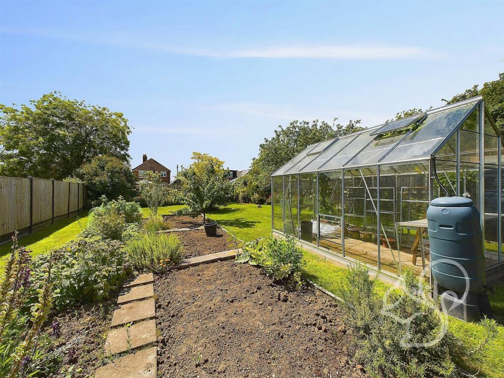 Additional image 33 of Suffolk Avenue, West Mersea