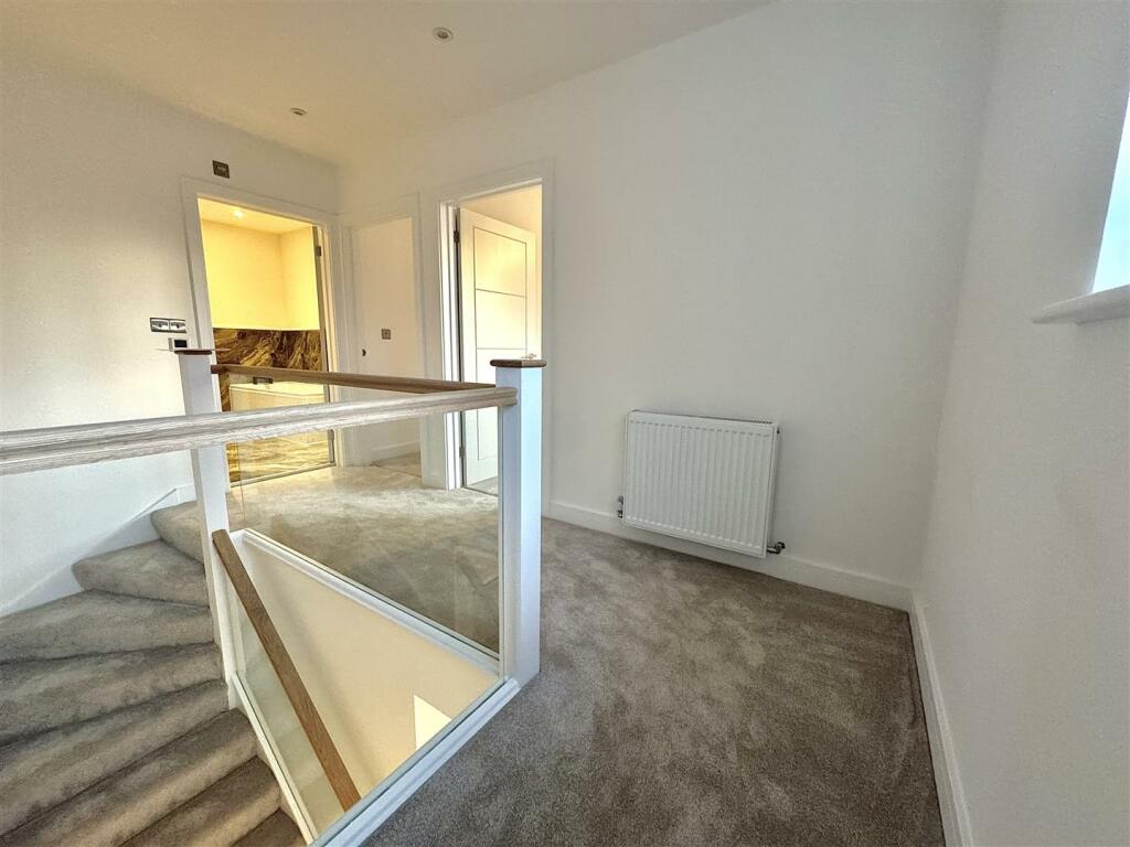 Additional image 24 of New Builds @ Mangapp Chase, Burnham-On-Crouch