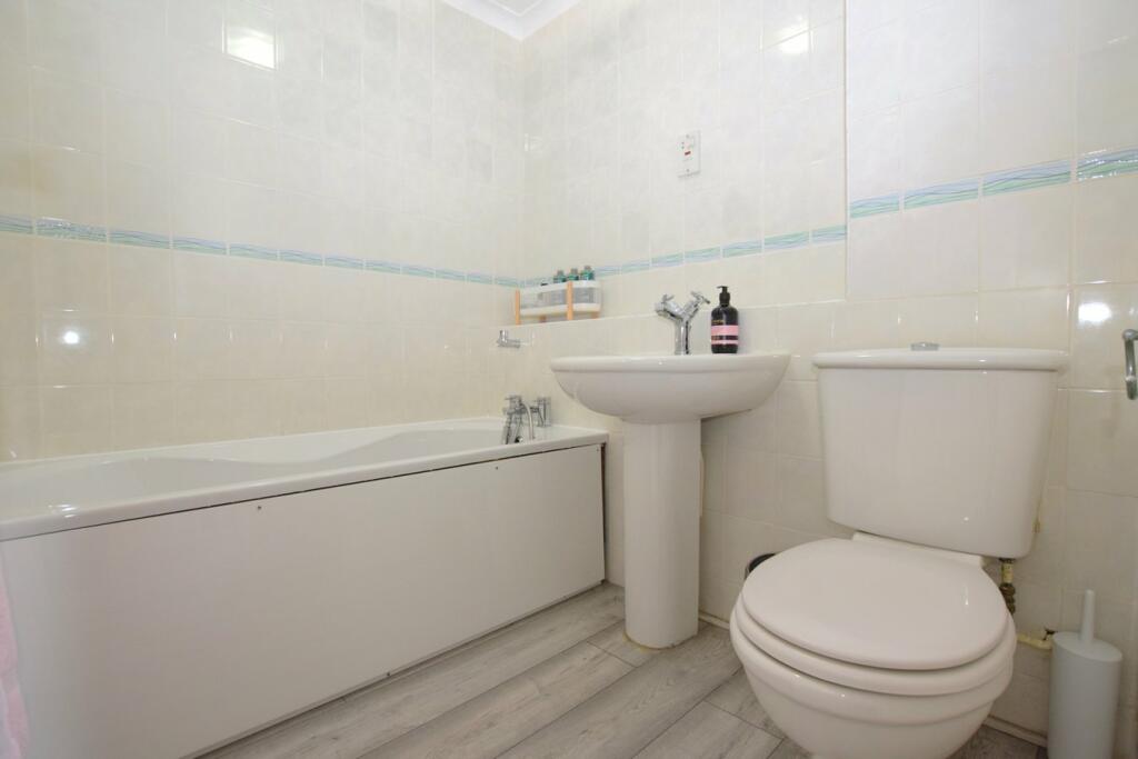 Additional image 15 of Dorset Way, Billericay, CM12