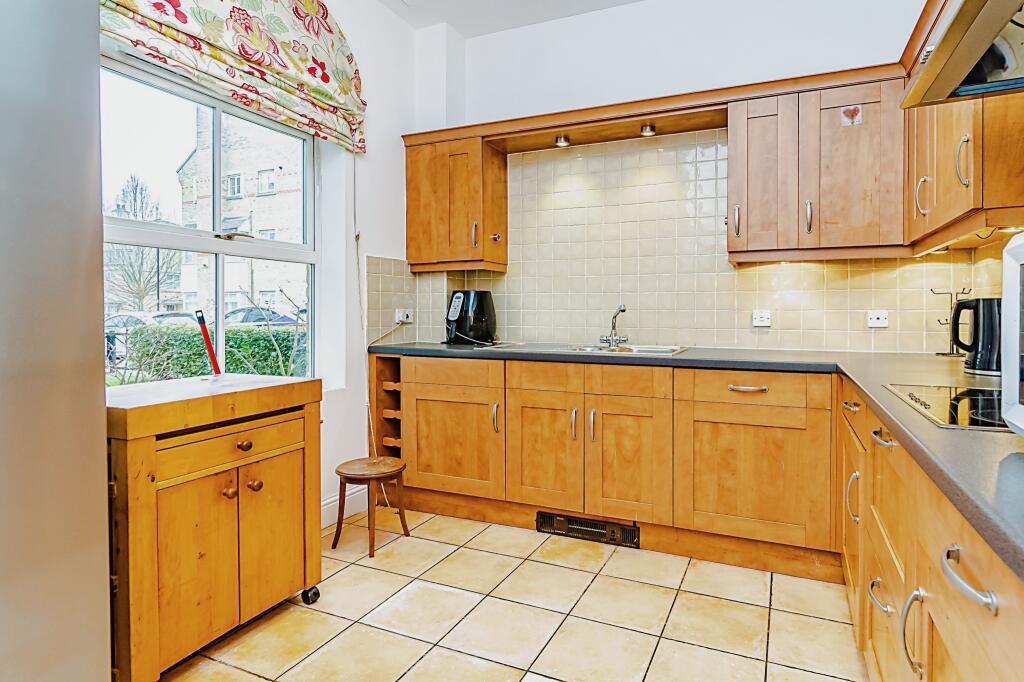 Additional image 7 of Boundary Point, Coldstream Road, Caterham, Surrey, CR3