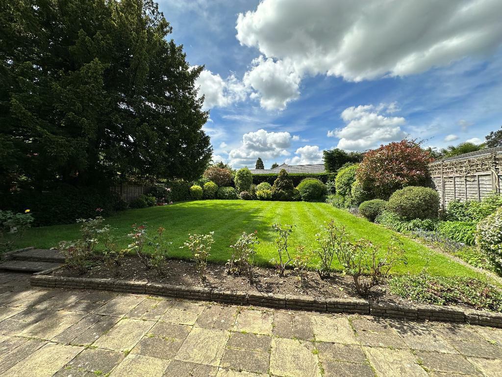 Additional image 16 of Homefield Road, Warlingham, Surrey, CR6 9HU