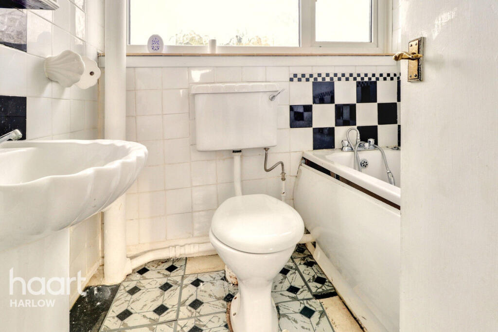 Additional image 8 of Pittmans Field, Harlow