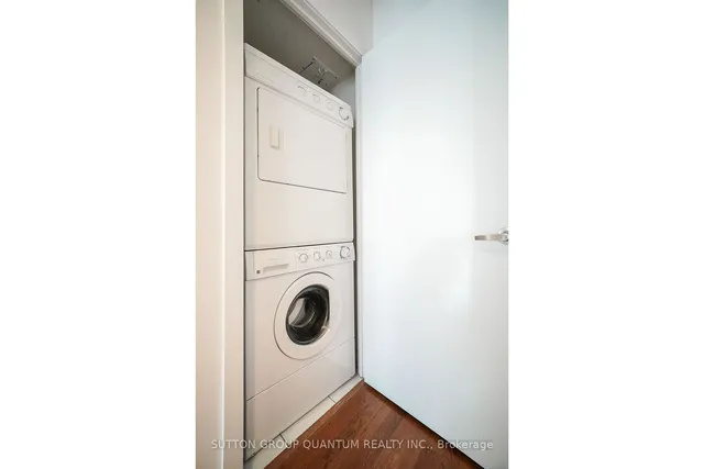Additional image 13 of 65 Bremner Blvd Unit 2502