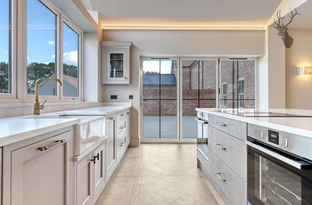 Additional image 6 of Colmar Mews, South Weald