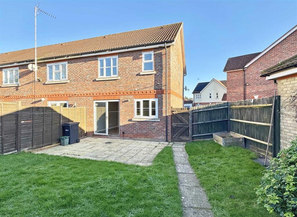 Additional image 21 of Sun Lido Square Gardens, Braintree