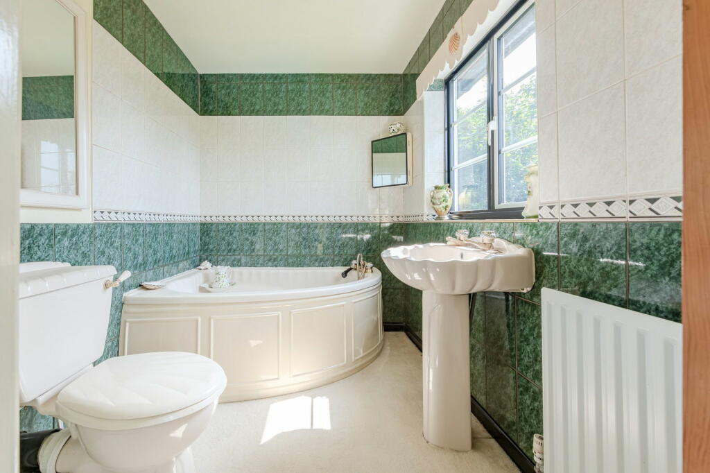 Additional image 26 of Harestone Hill, Caterham, CR3