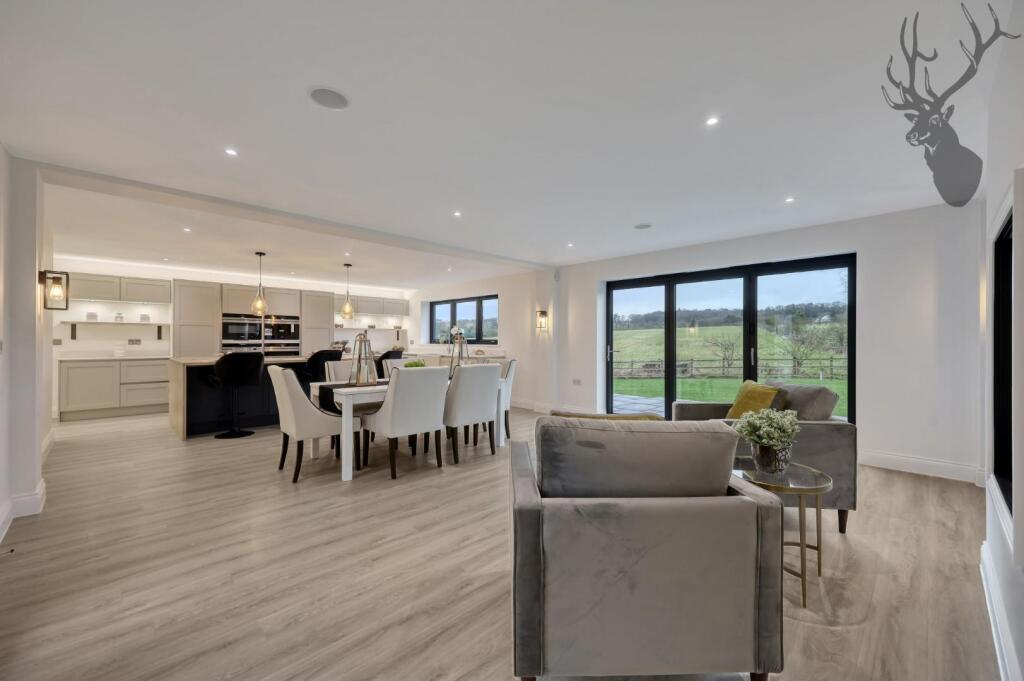 Additional image 11 of Lessington Barn, Theydon Mount