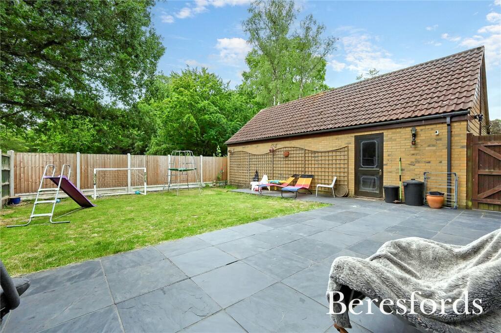 Additional image 25 of Linden Rise, Warley, CM14