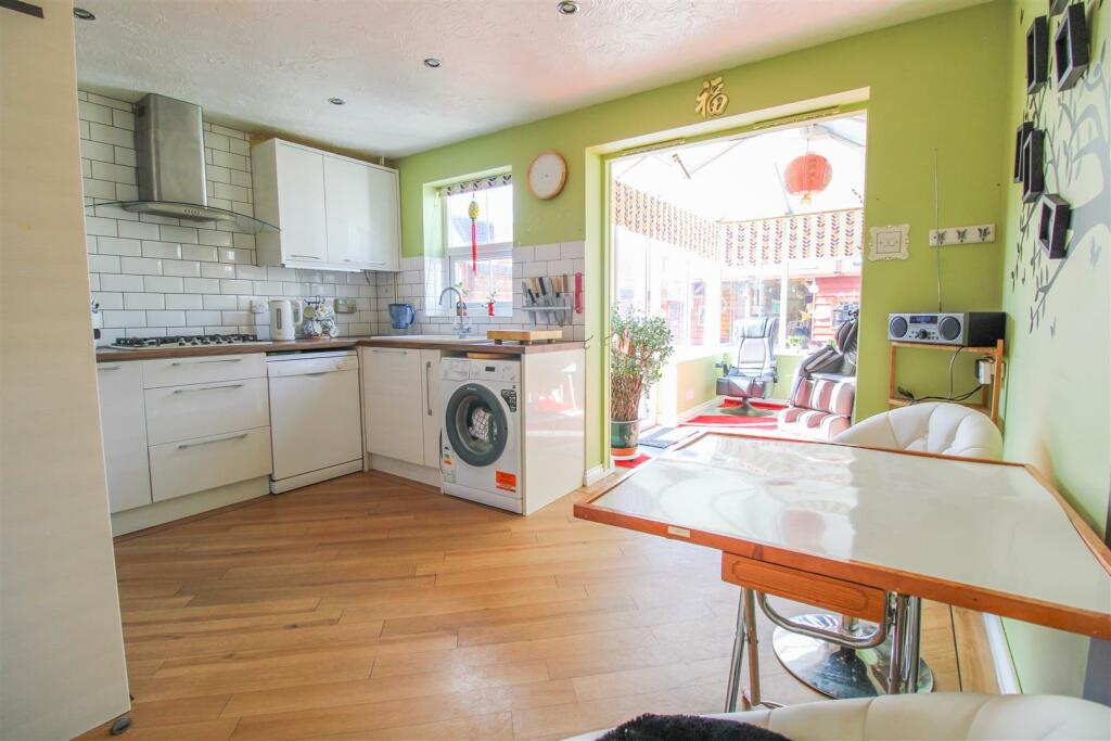 Additional image 17 of Albert Gardens, Church Langley