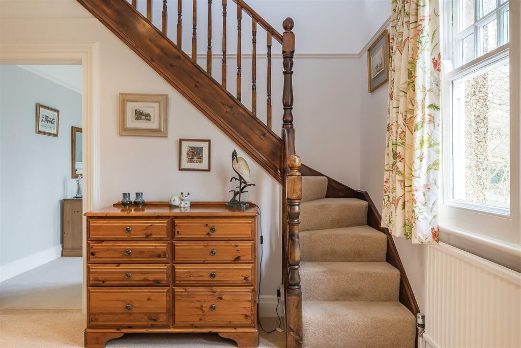 Additional image 31 of How Lane, Chipstead