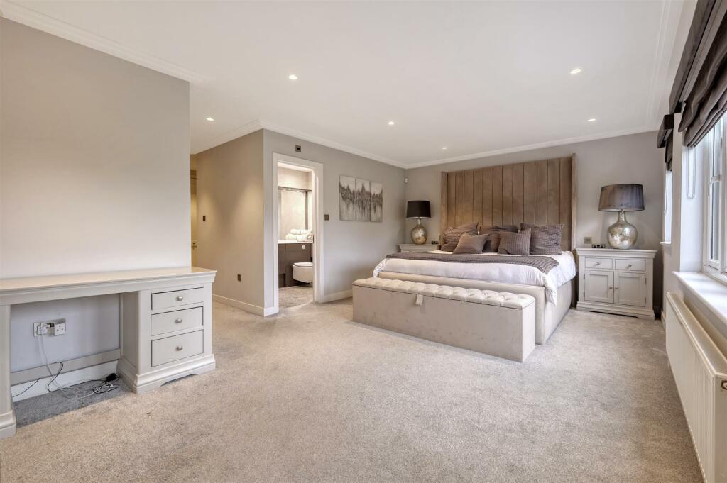 Additional image 12 of Noak Hill Close, Billericay, Essex