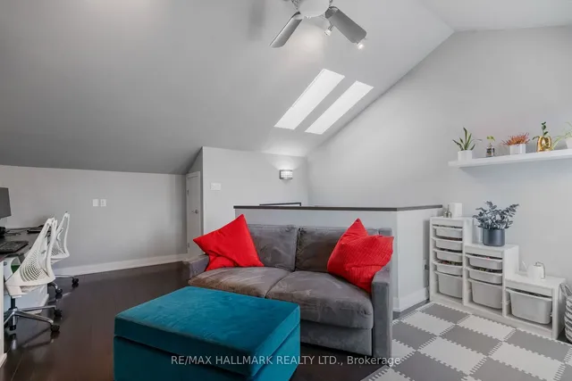 Additional image 21 of 1000 Dundas St Unit 9