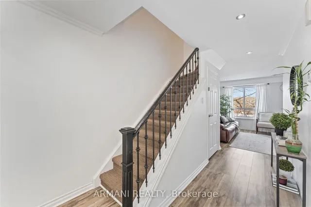 Additional image 4 of 150 Moregate Cres Unit 4